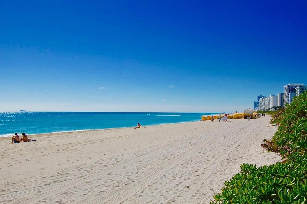 Directly On The Beach With Pool & Parking Miami Beach Exterior foto